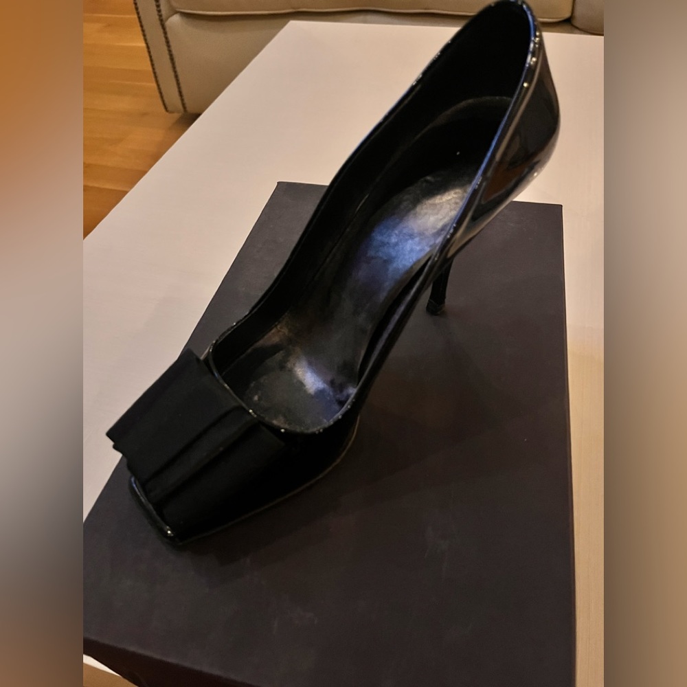 Prada black patent leather open toe heel - size 40